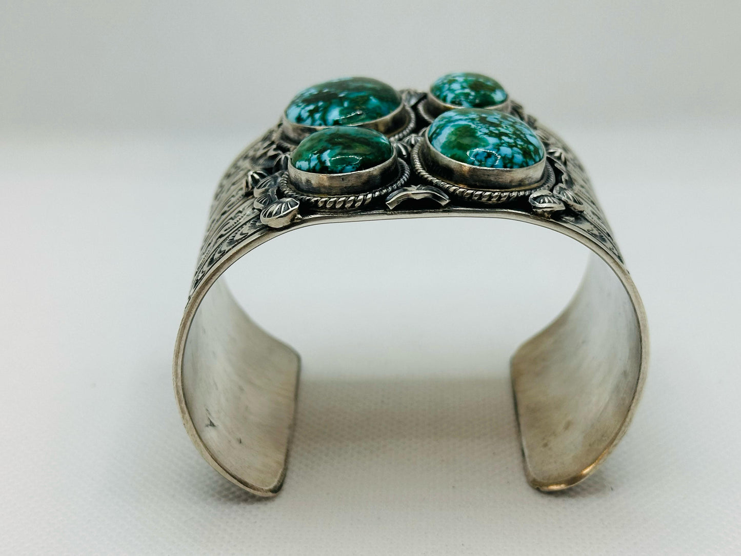 NAVAJO Artist FRANCIS. 4-STONE WEB TURQUOISE STORYTELLER BRACELET