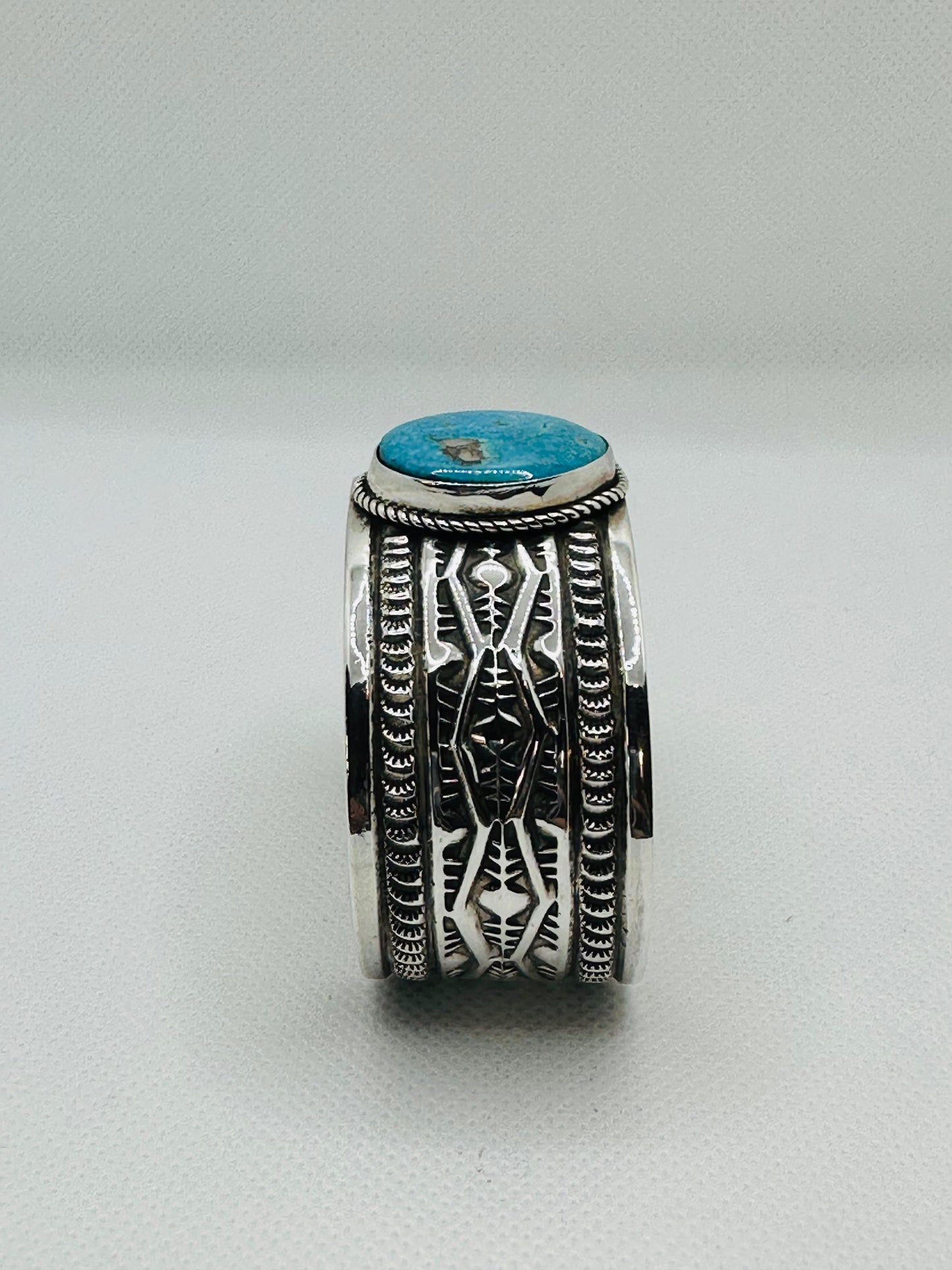 LEONARD MALONEY, Navajo Hamdmade S/S Turquoise Bracelet