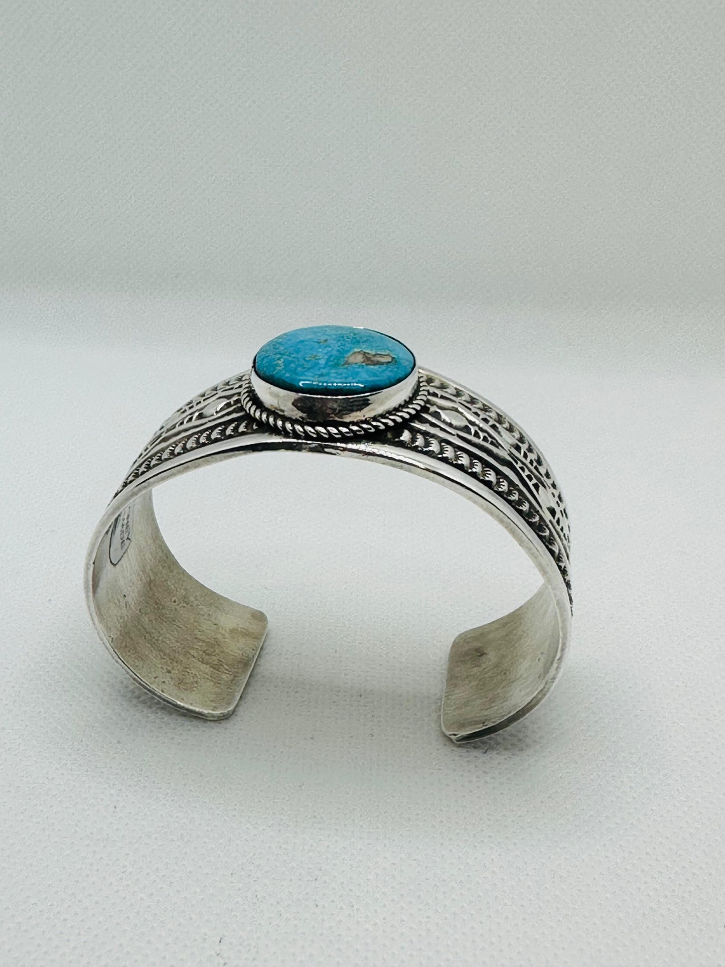 LEONARD MALONEY, Navajo Hamdmade S/S Turquoise Bracelet