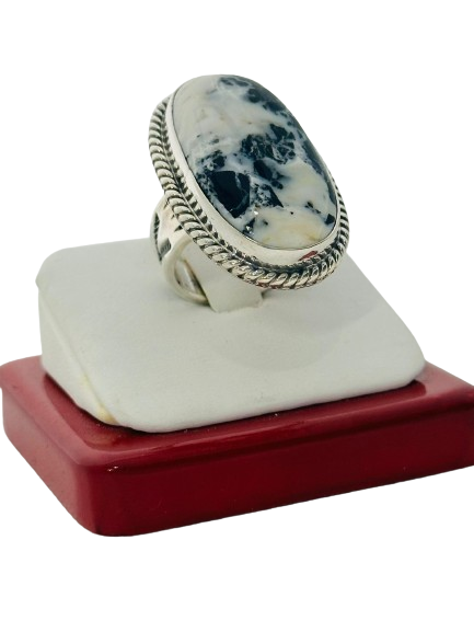 Ring white buffalo turquoise