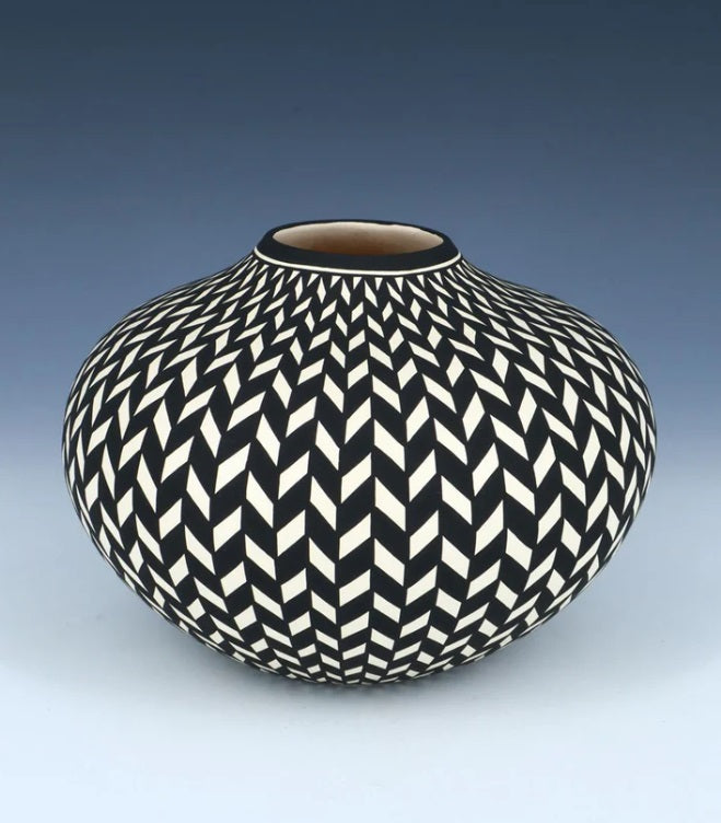 Acoma Pueblo Hand Coiled Eye Dazzler Pottery