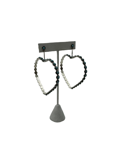 Earring heart shape turquoise ￼￼