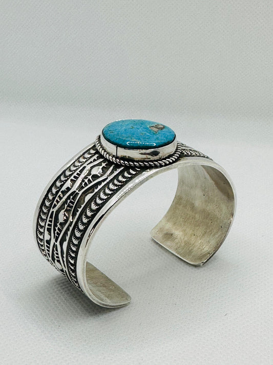 LEONARD MALONEY, Navajo Hamdmade S/S Turquoise Bracelet